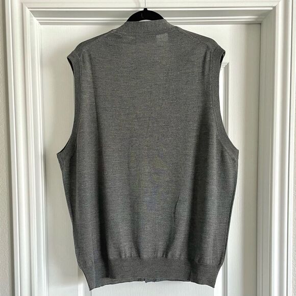 NWT Paul Fredrick Tailored Fit Merino Wool Sweater Vest Quiet Luxury Old Money - Picture 3 of 9